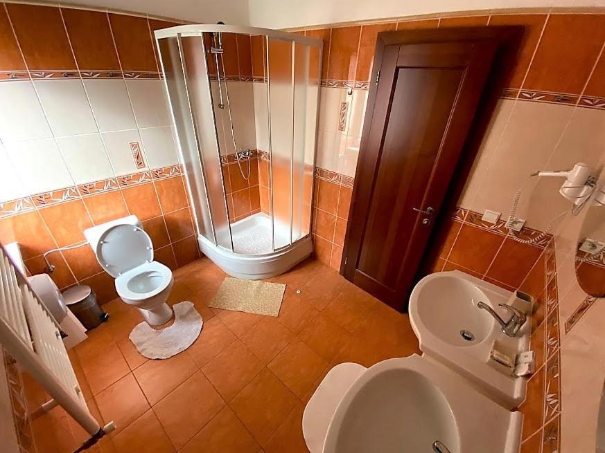 Garni Hotel Tatramonti Poprad Ngoại thất bức ảnh