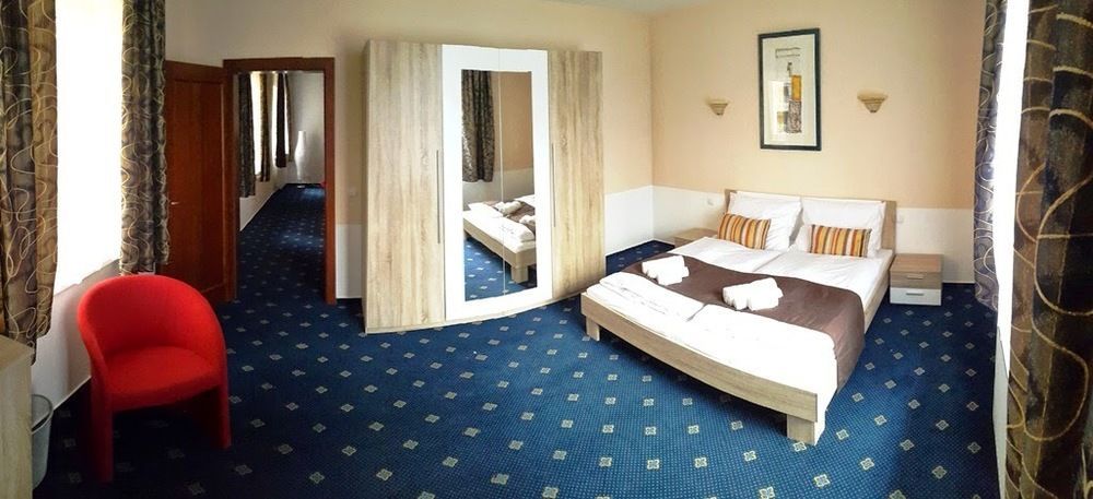 Garni Hotel Tatramonti Poprad Ngoại thất bức ảnh