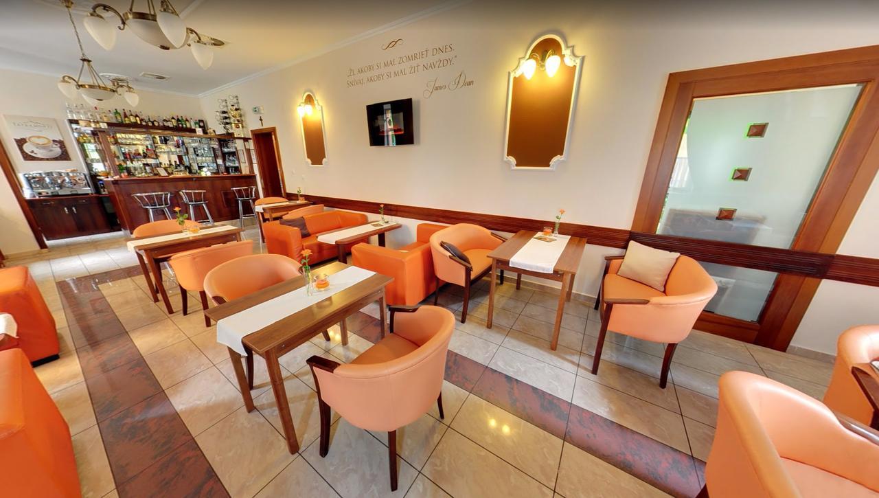 Garni Hotel Tatramonti Poprad Ngoại thất bức ảnh