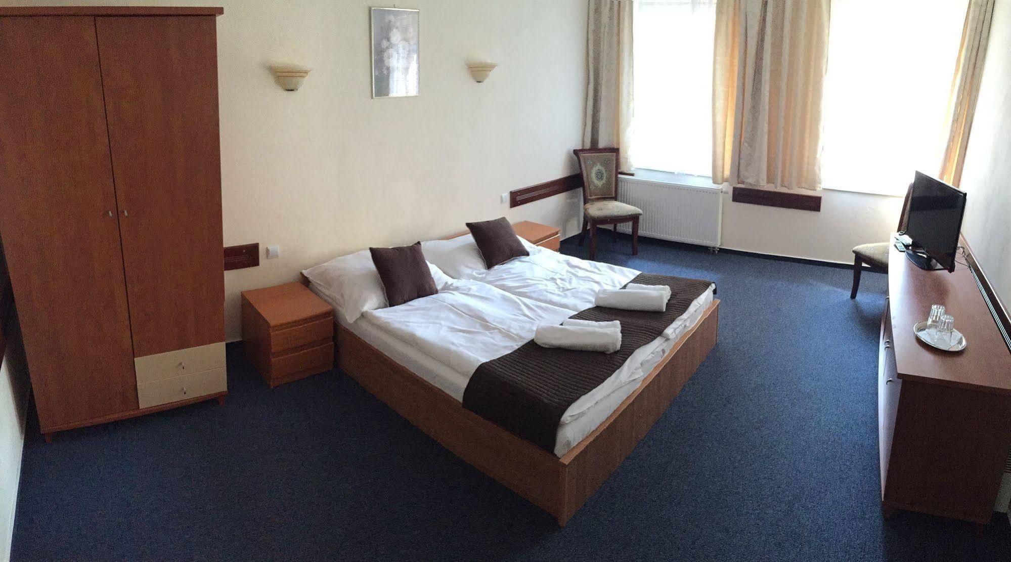 Garni Hotel Tatramonti Poprad Ngoại thất bức ảnh