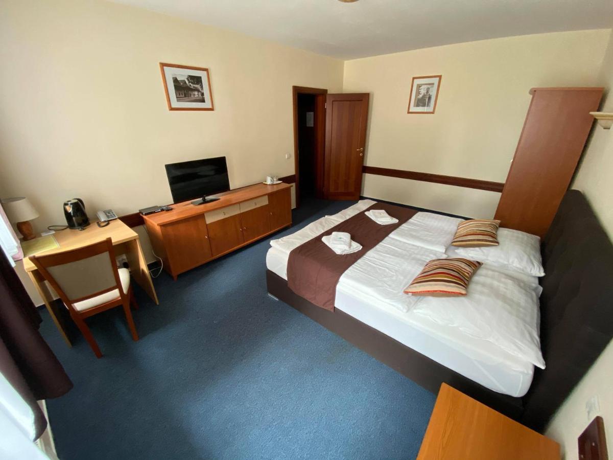 Garni Hotel Tatramonti Poprad Ngoại thất bức ảnh